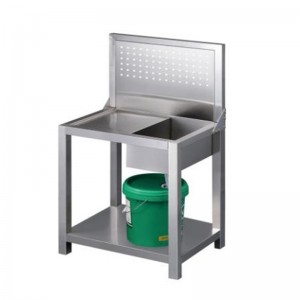 Boren en tikken op machine -reinigingstafel